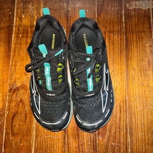 Altra Torin. Womens size 9